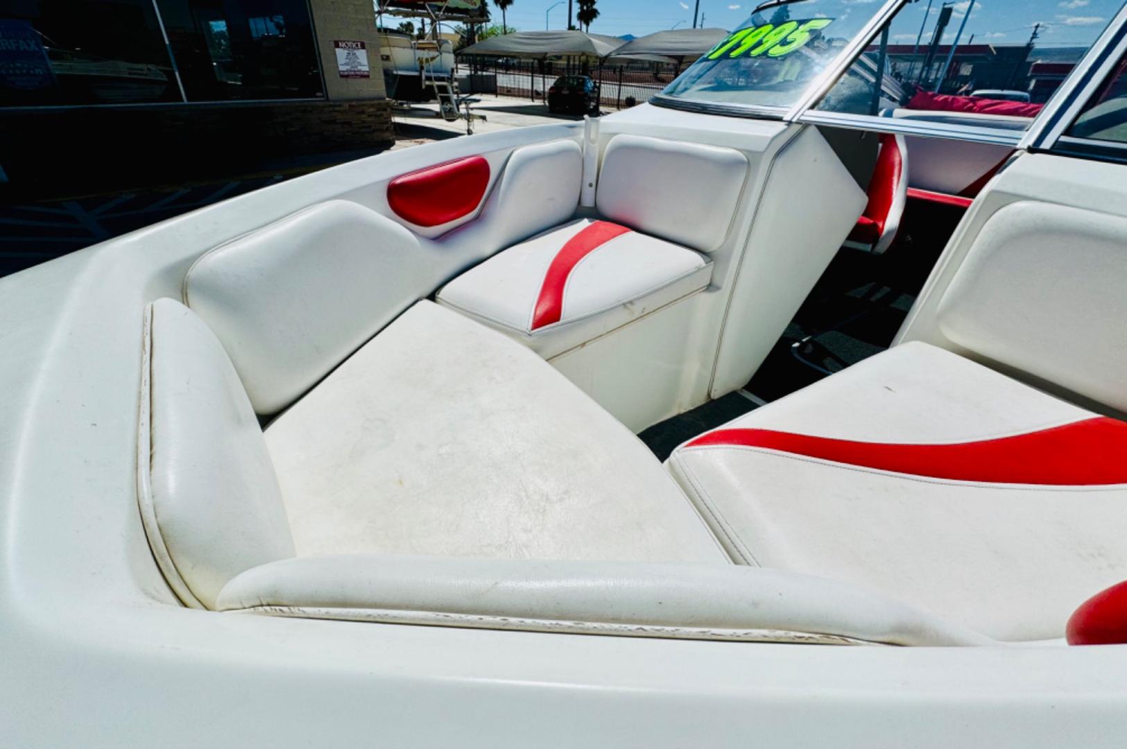 2001 White /white/red Aquatron 180 , located at 2190 Hwy 95, Bullhead City, AZ, 86442, (928) 704-0060, 0.000000, 0.000000 - On consignment this 2001 Aquatron 180. 3.0 engine. 18ft in length. nice bimini top . interior has some damage. price reduced. Runs great. - Photo#8